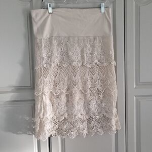 Solitaire Lace Mini Skirt in Cream